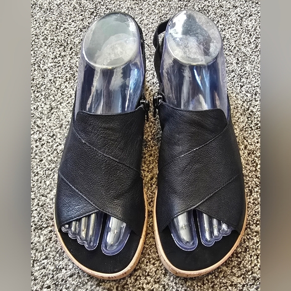 Sesto Meucci Black Leather Sylke Cross Strap Wedge Sandal 7.5 Italy Made - Picture 4 of 10